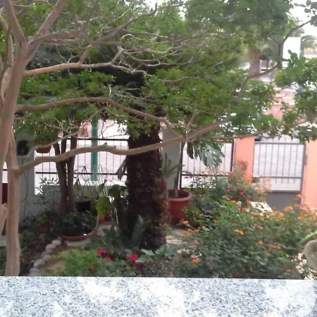 Prama 'e Mari Guest house